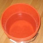 how to clean hard water stains of plastic buckets in the bathroom